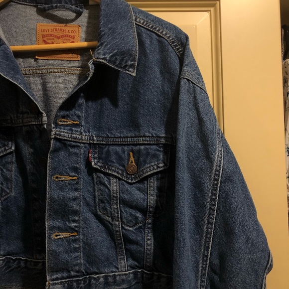 Levi’s Jean denim  jacket - Picture 2 of 5
